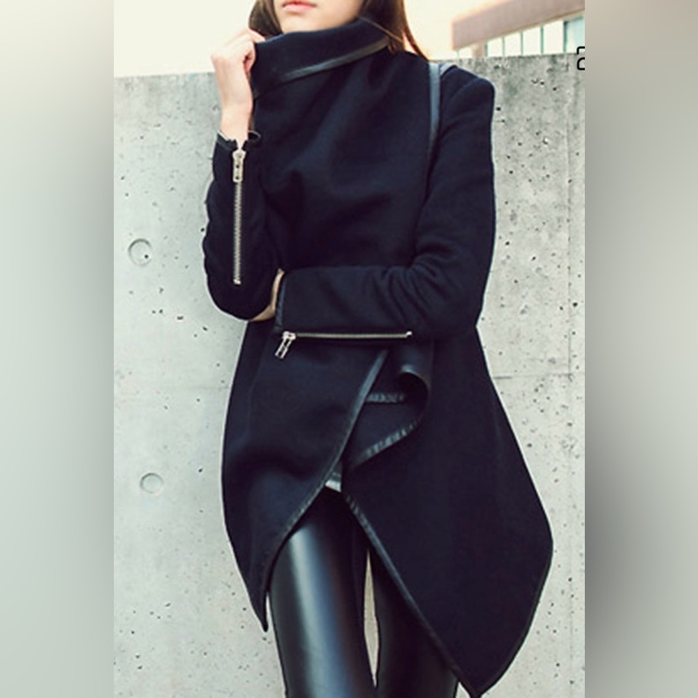 Beautiful & warm coat, ordered two by accident